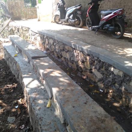 Pembangunan Jalan Lingkungan Kampung Cibulan Rw. 07 Desa Babakan Kecamatan Ciparay Kab. Bandung